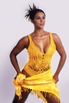 tonia
